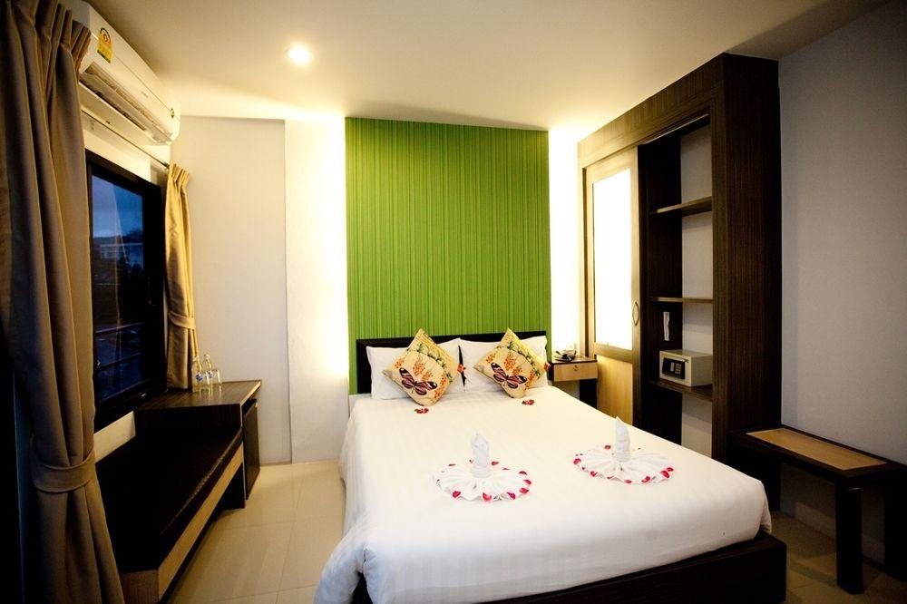 Chill Patong Hotel Kültér fotó