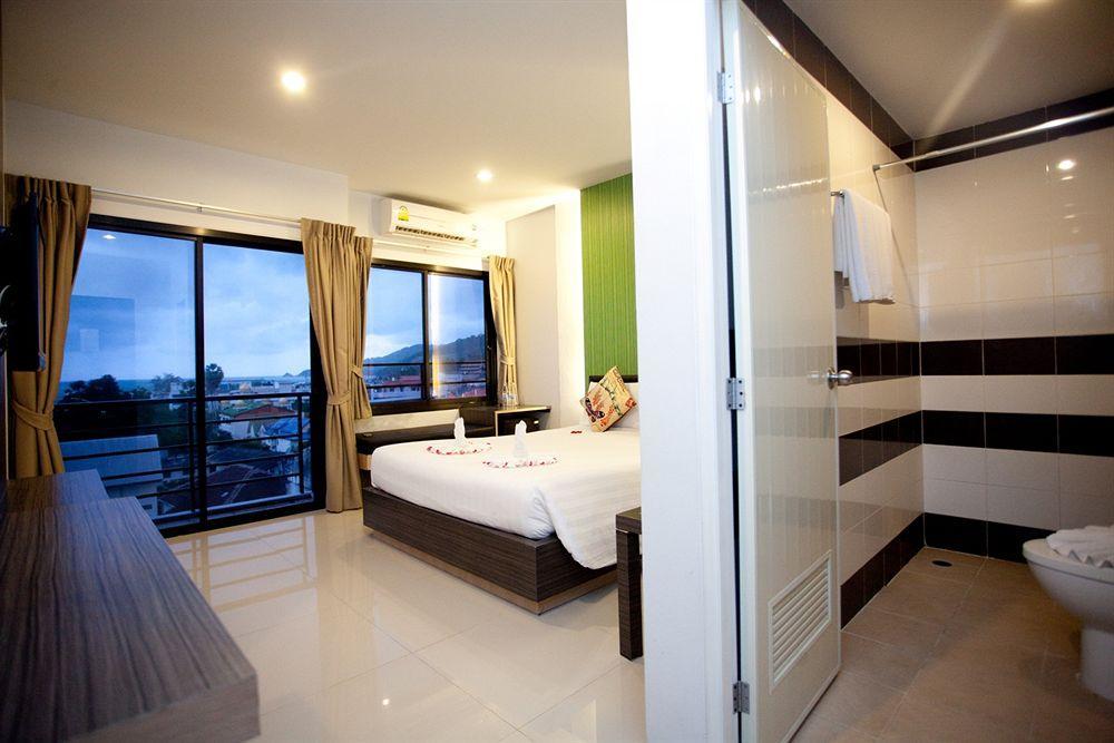 Chill Patong Hotel Kültér fotó